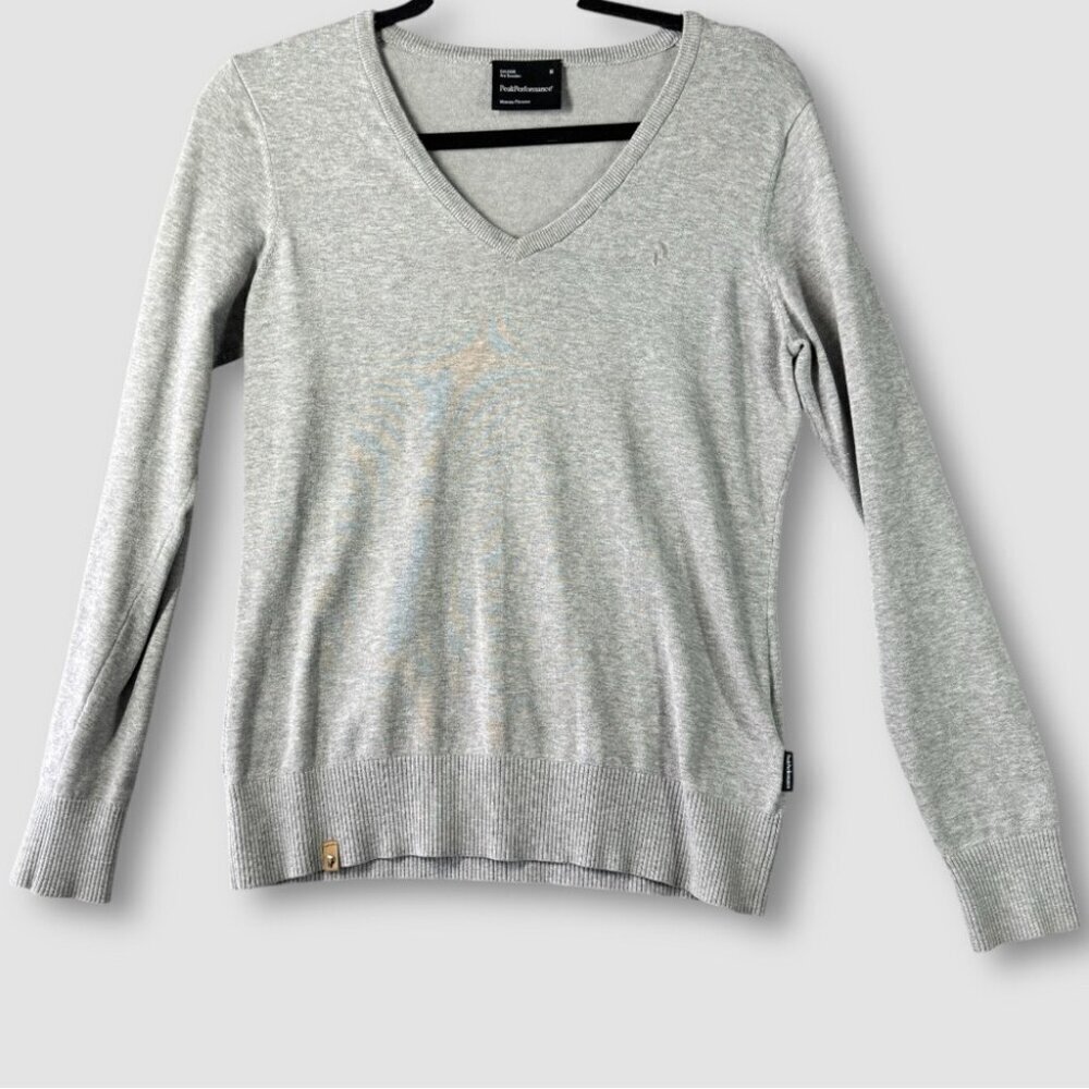 Peak Performance Grey V-neck Casual Style Cotton Women Sweater Size Medium